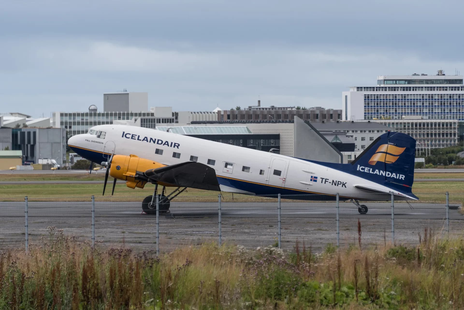Douglas DC-3 aircraft
