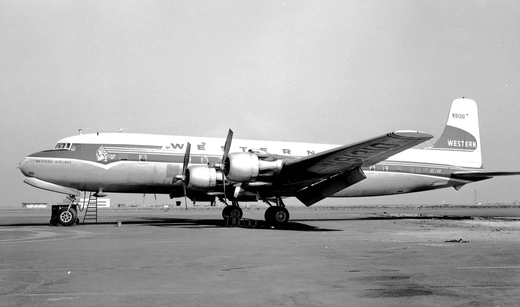 Douglas DC-6B aircraft