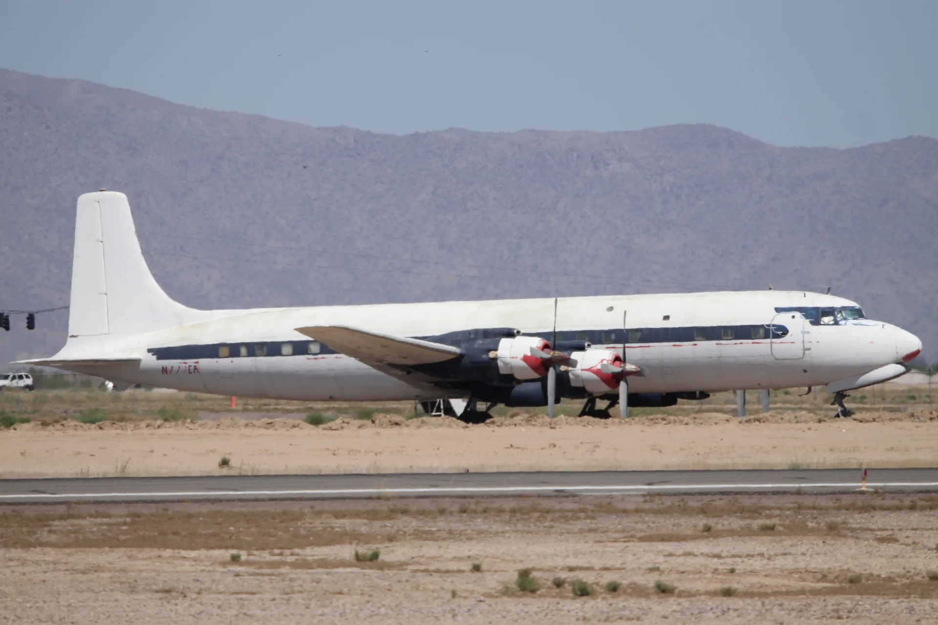 Douglas DC-7C aircraft