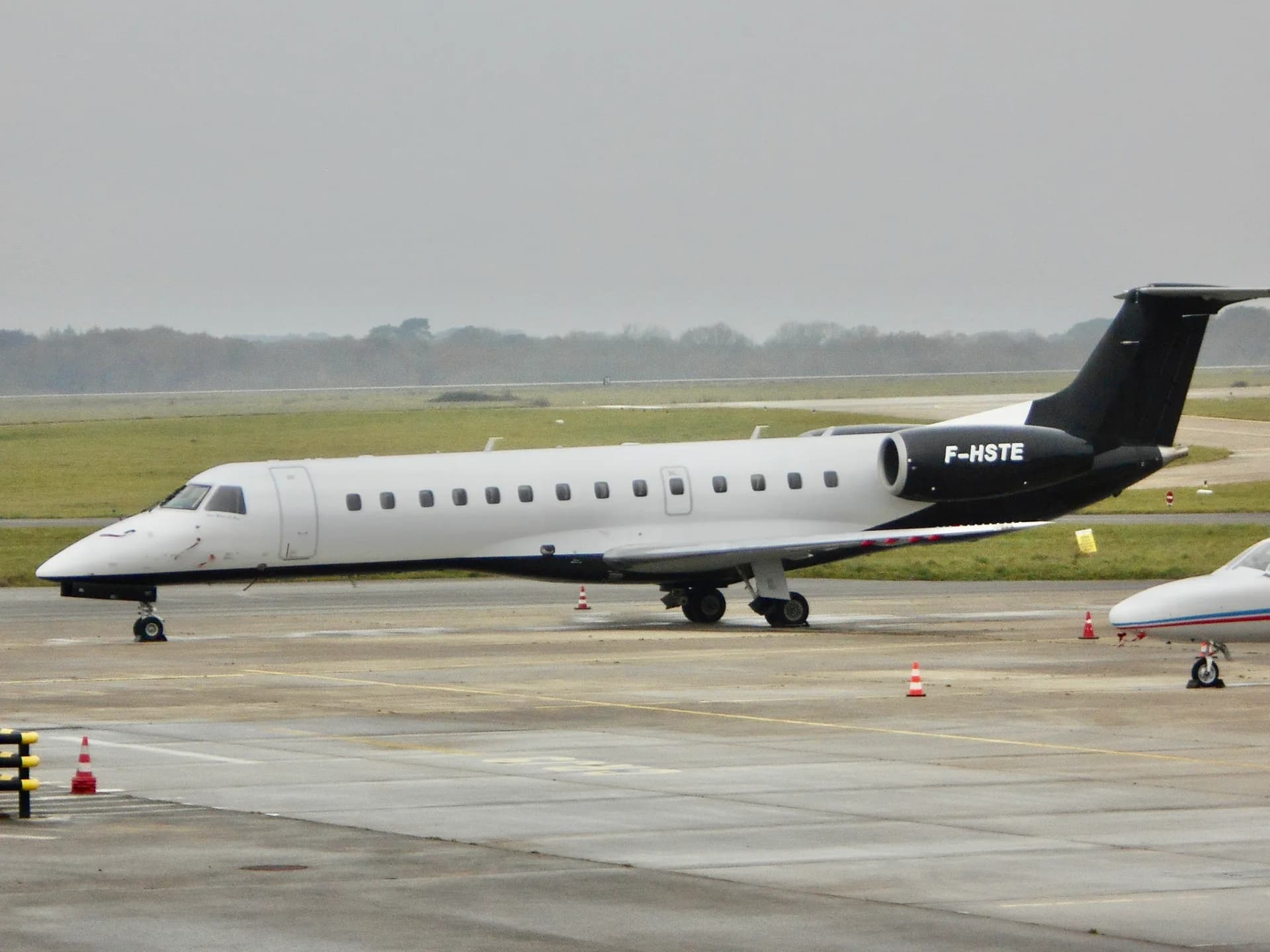 Embraer ERJ-135 aircraft