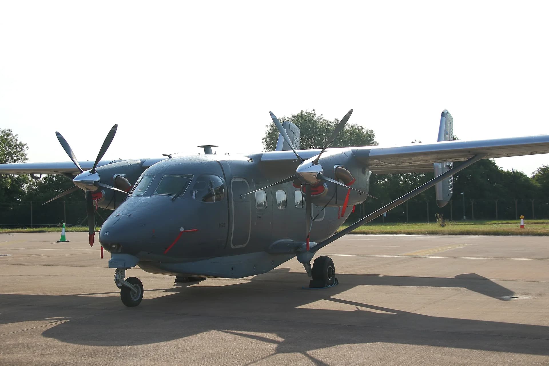 PZL M28 00 aircraft