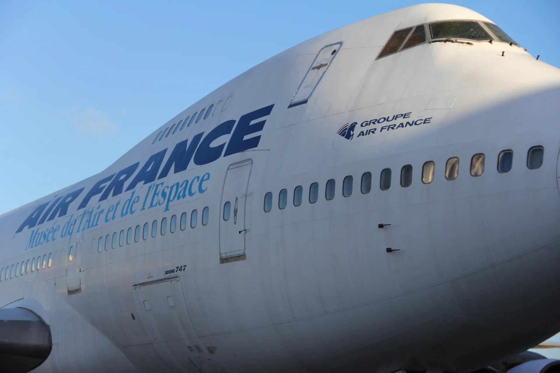 Boeing 747-100 aircraft