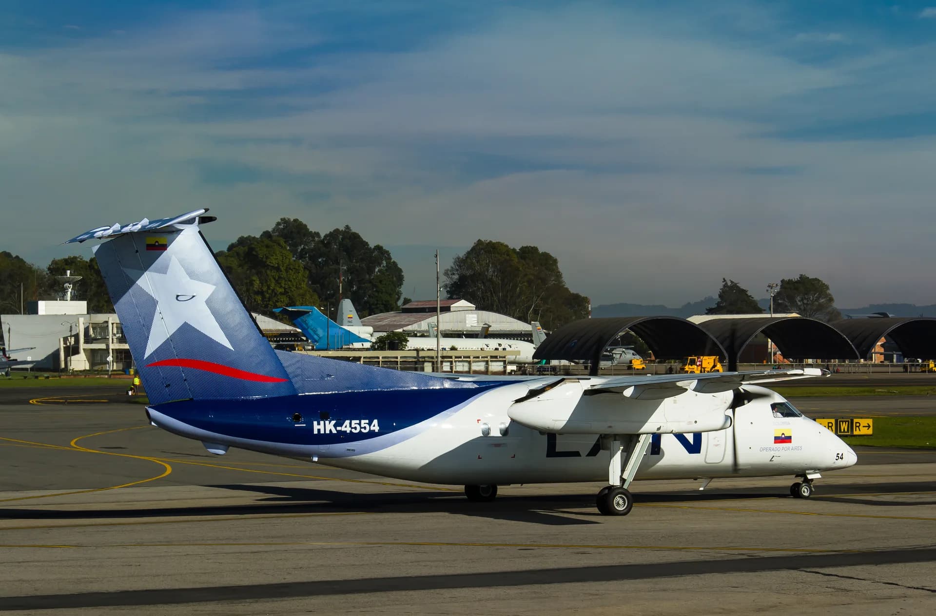 De Havilland Canada DHC-8-200 Dash 8 aircraft