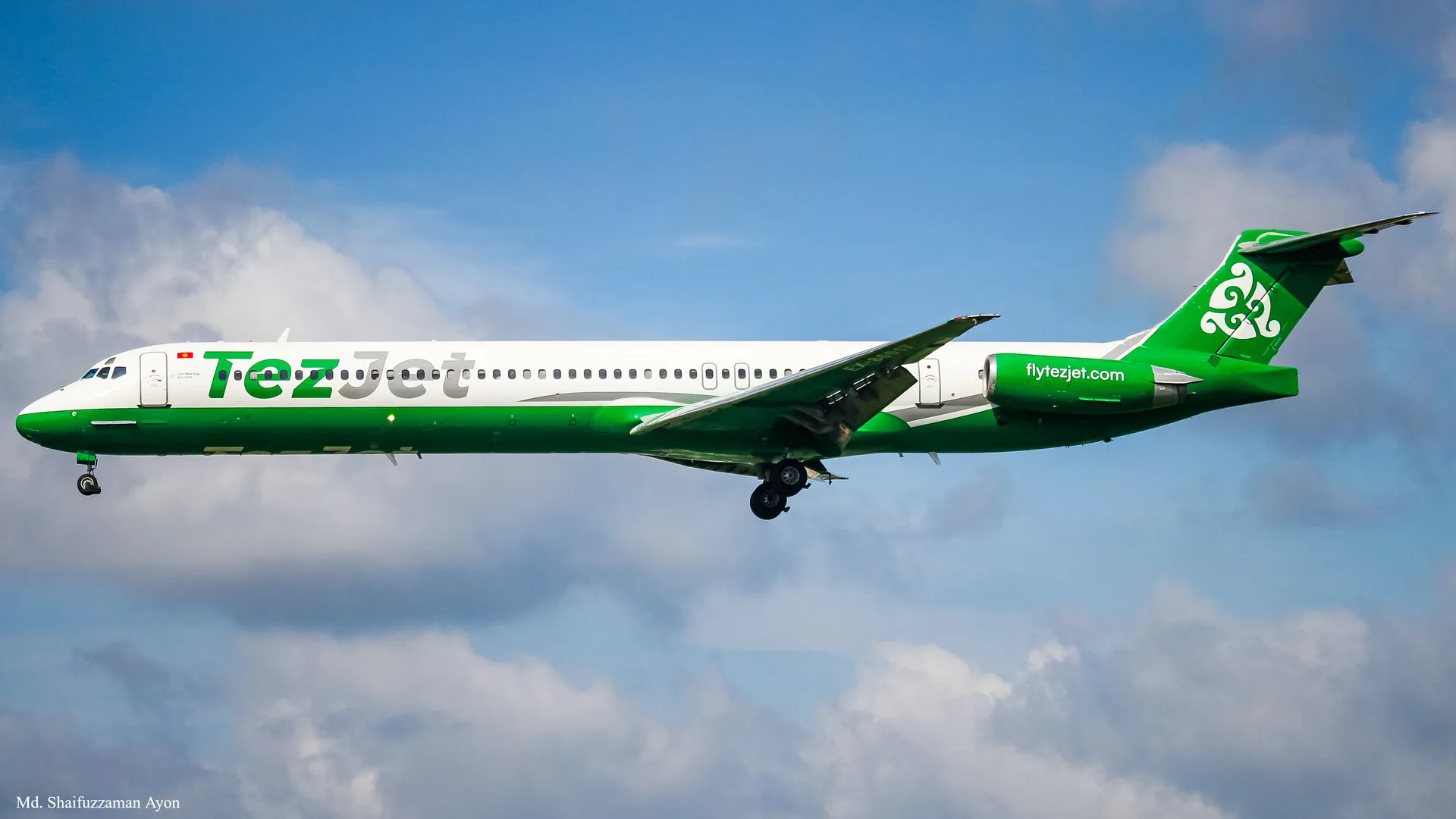 McDonnell Douglas MD-83 aircraft